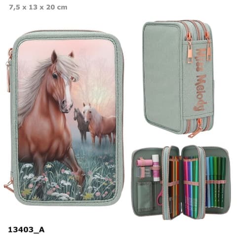 Miss Melody Pinal täidetud 3-lukuga 2025 Romantic Fields